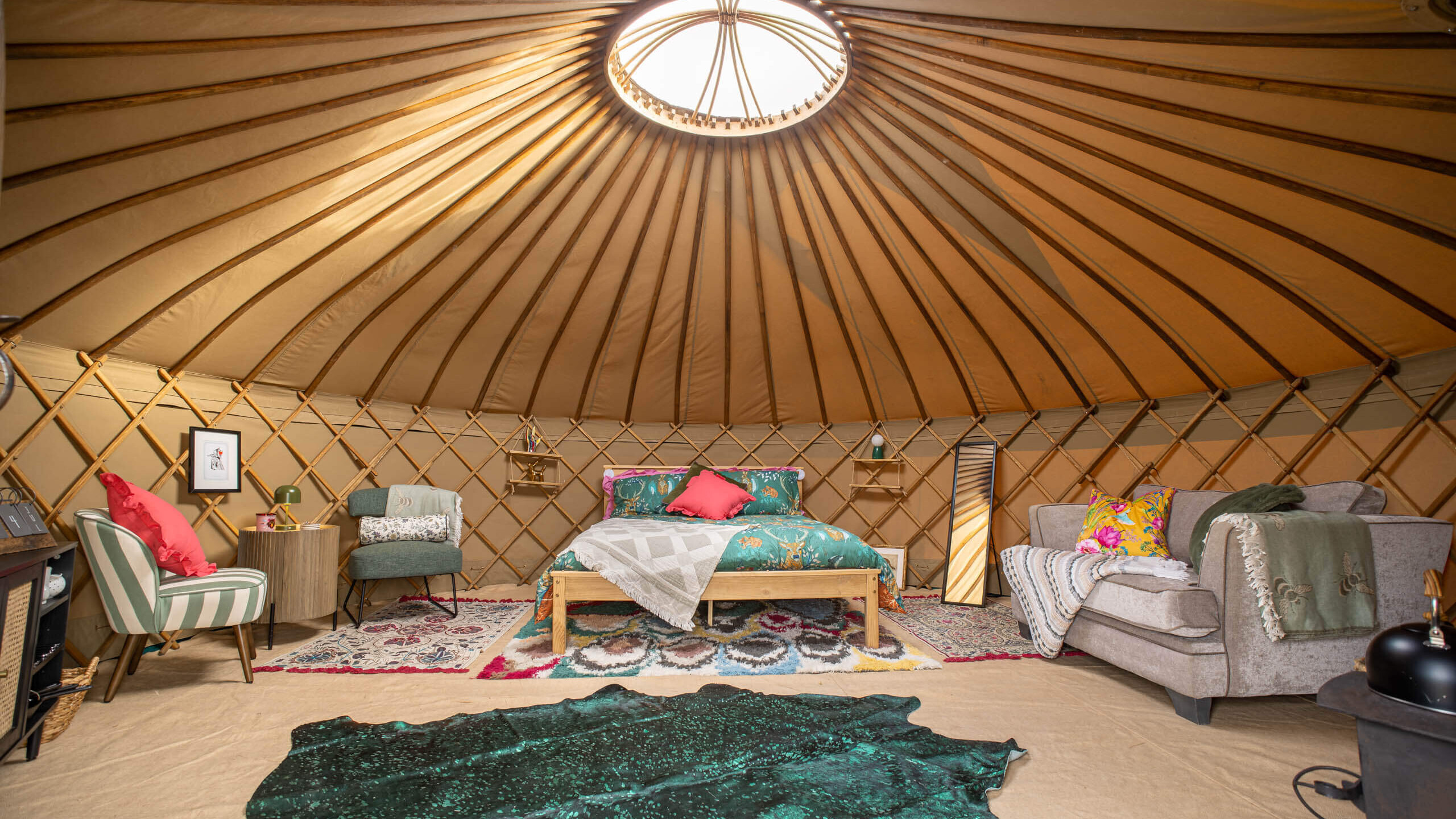 the-montreal-estate-yurt-16